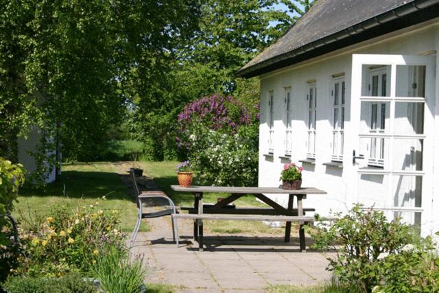 Holmehuset Bed & Breakfast Kalundborg Exterior photo